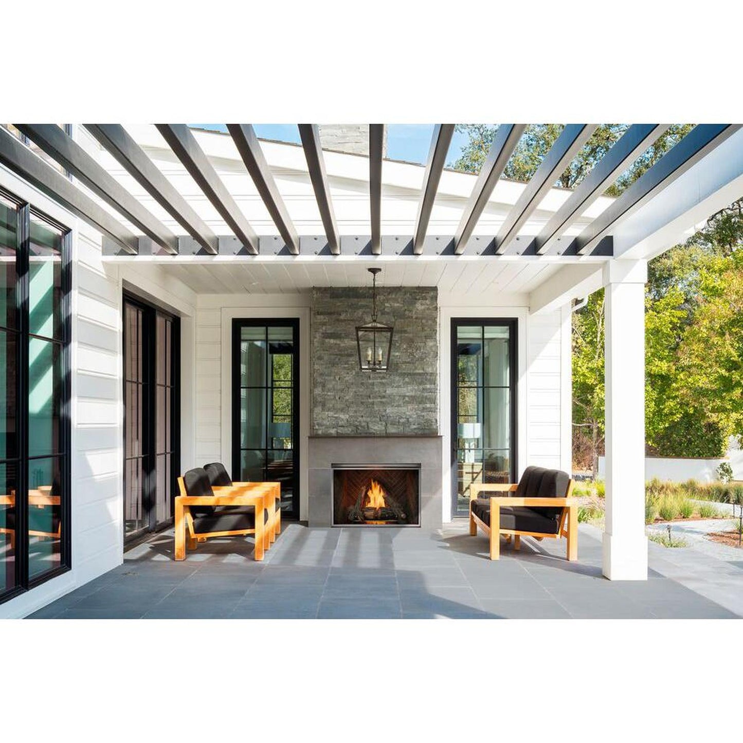 Majestic Courtyard 42" Traditional Outdoor Vent-Free Natural Gas Fireplace With IntelliFire Ignition System