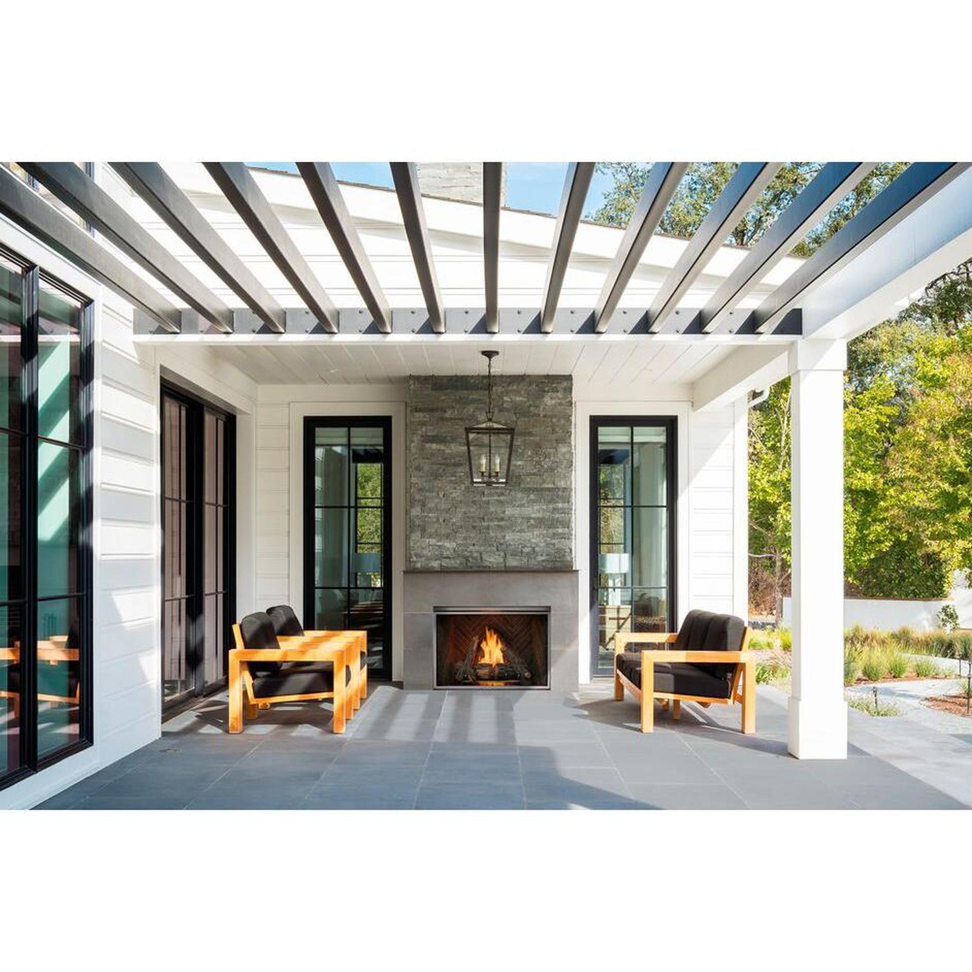 Majestic Courtyard 42" Traditional Outdoor Vent-Free Natural Gas Fireplace With IntelliFire Ignition System