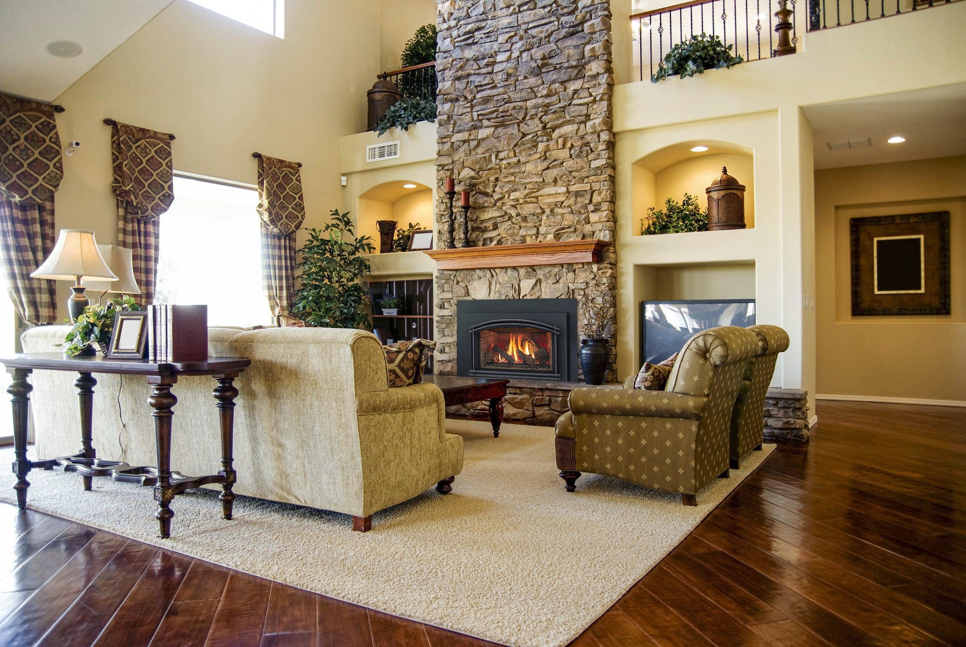 Majestic Trilliant Small 25" Traditional Direct Vent Propane Gas Fireplace Insert With IntelliFire Touch Ignition System